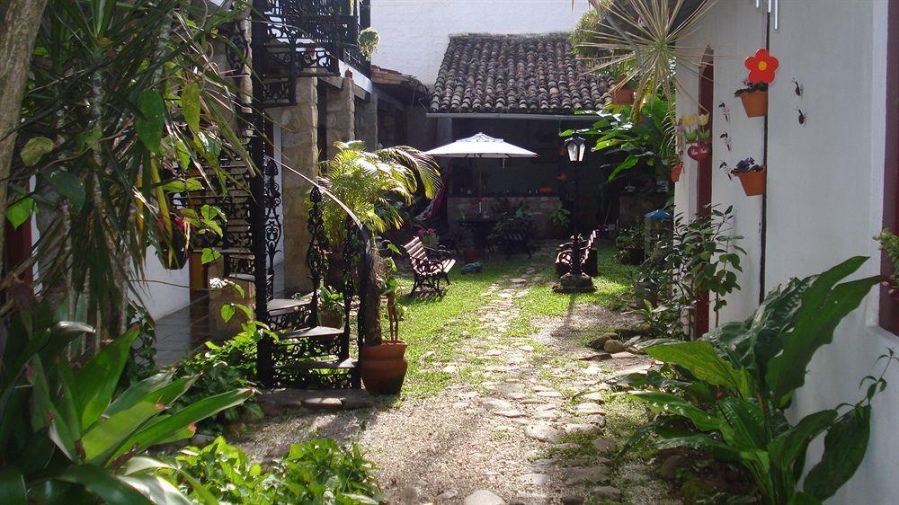 Отель Pousada Solar Do Algarve Em Paraty Ha 5 Minutos Do Centro Historico Экстерьер фото